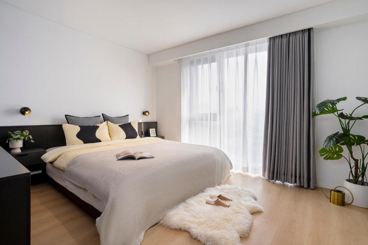 Base-Beijing Wangfujing Serviced Apartment- In Hutong &Bike Rental &Close To Forbidden City, Tian'Anmen Square &Subway Nearby &Free Coffee &Washing Machine,Kitchen &Restaurant Discount &English Speaking &High Speed Free Wifi Exteriér fotografie